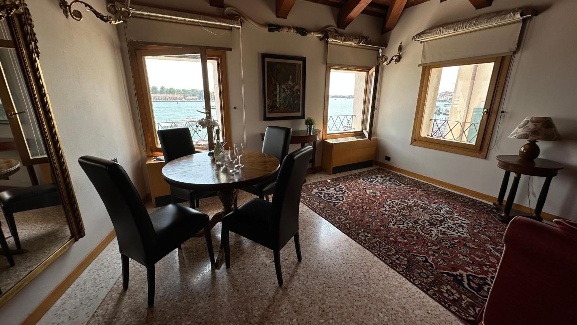 San Simeon Apartments Venesia Bagian luar foto
