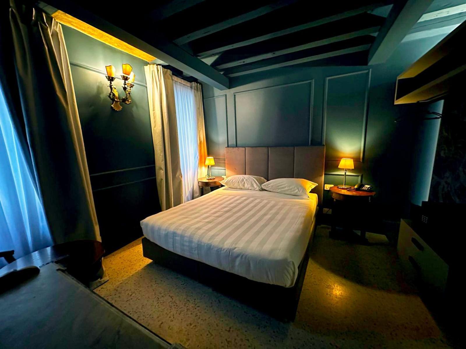 San Simeon Apartments Venesia Bagian luar foto