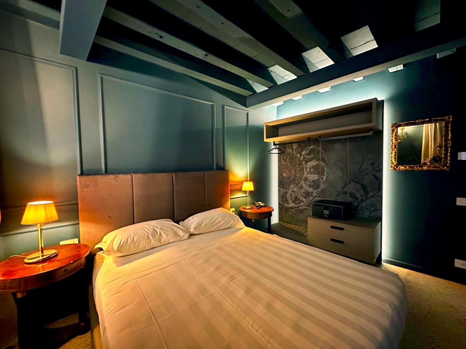 San Simeon Apartments Venesia Bagian luar foto