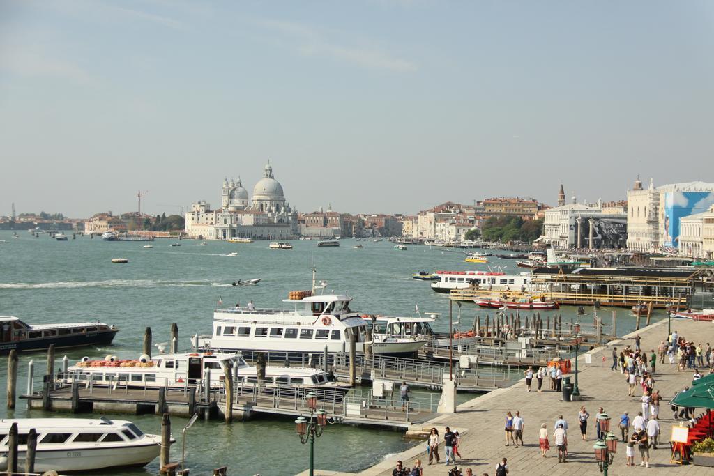 San Simeon Apartments Venesia Bagian luar foto